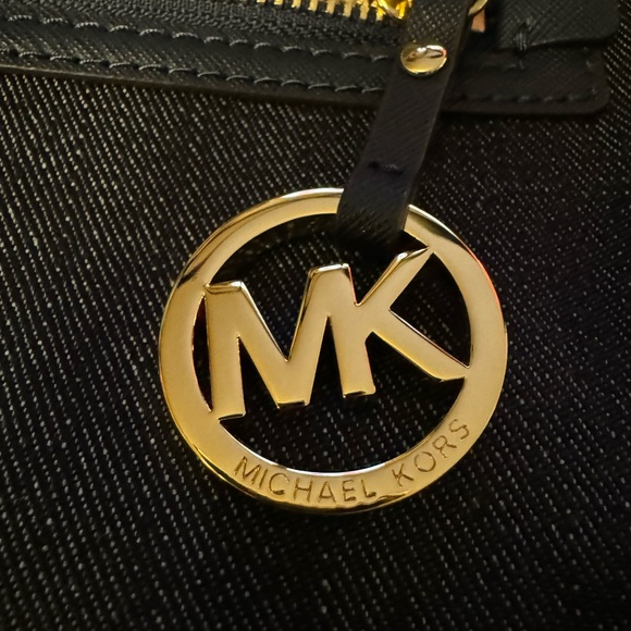 NWT Michael Kors Kempton Dark Denim tote bag - Picture 8 of 15